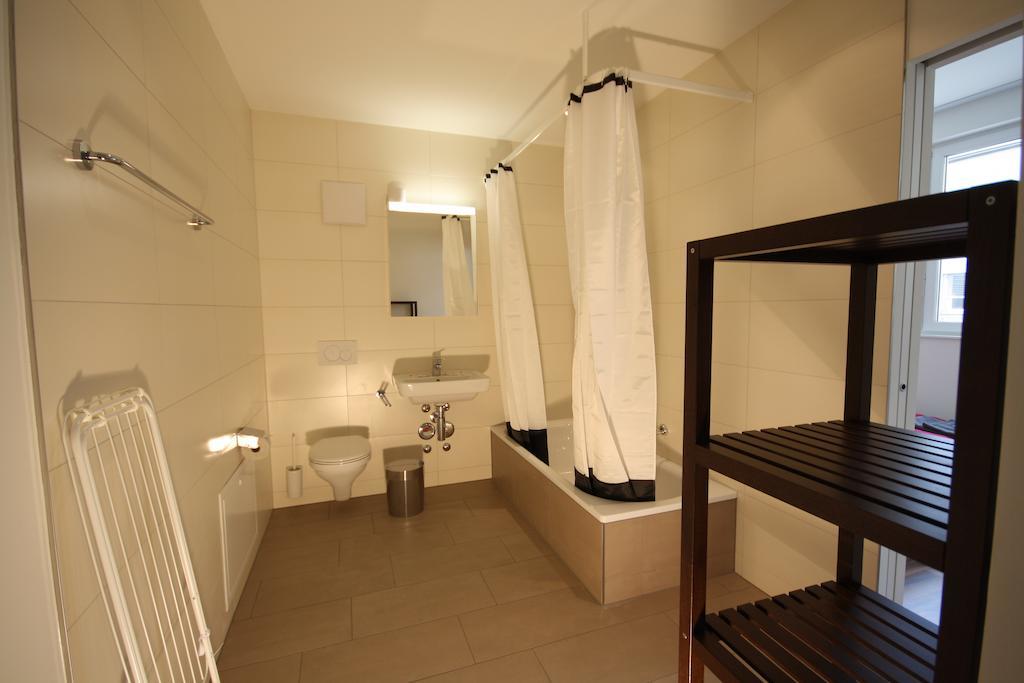 Hitrental Badenerstrasse Apartamento *